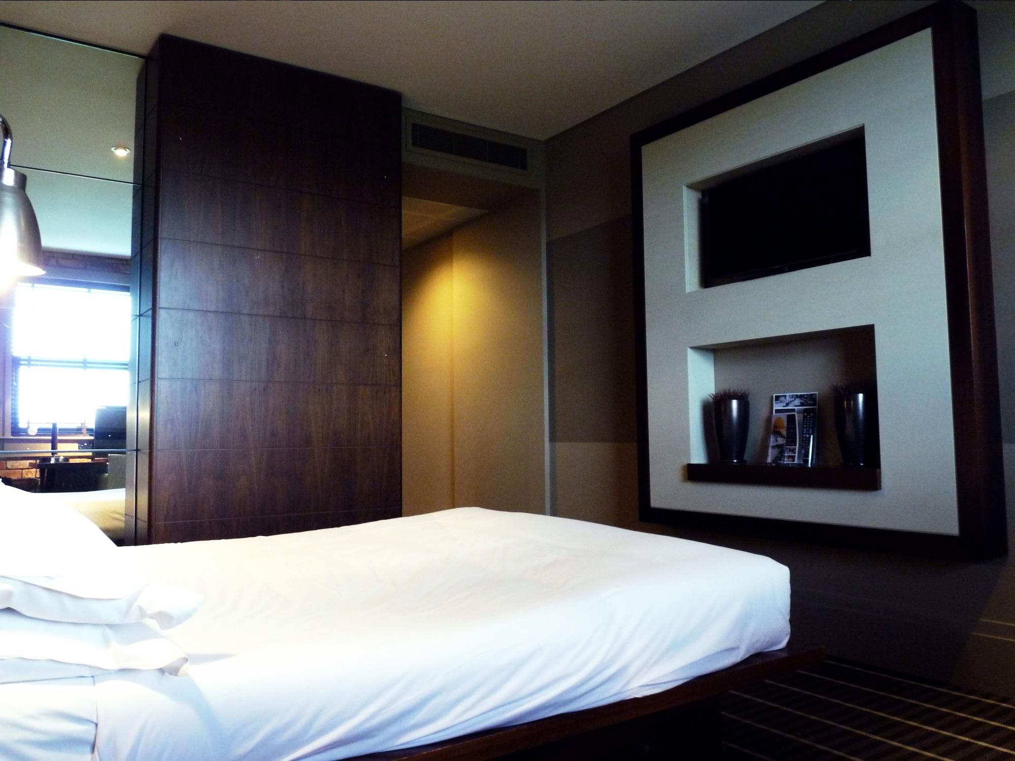 Mour Hotel Mansfield Esterno foto